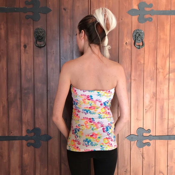 Colorful Floral Strapless Top - Picture 4 of 5